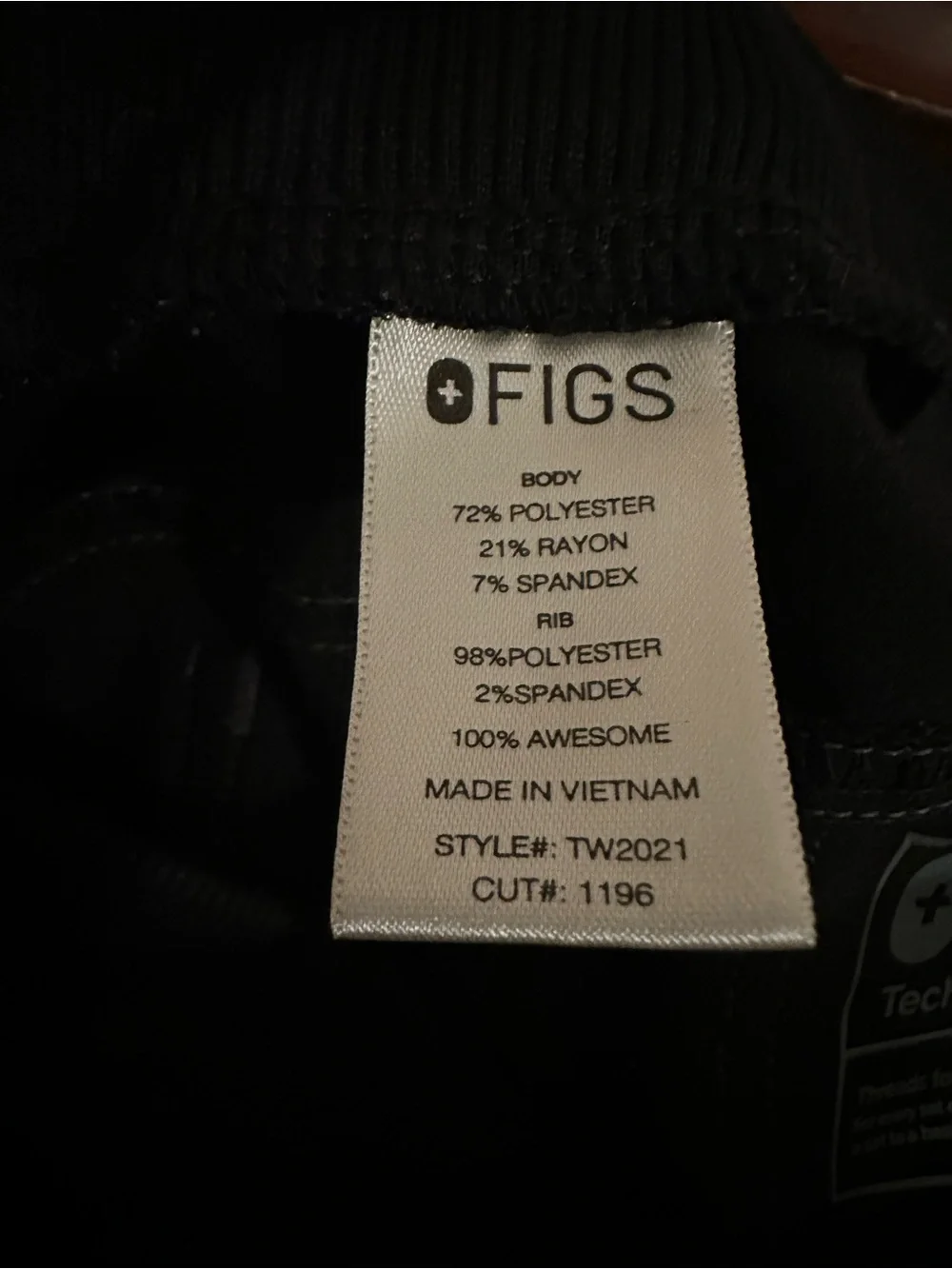 FIGS | “Tansen” Black 5 Pocket Scrub Joggers - Men’s Medium